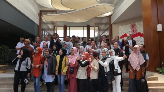 Pelajari Ilmu Penjualan Rumah Mewah: Prolov Adakan Pelatihan di Podomoro Park Bandung