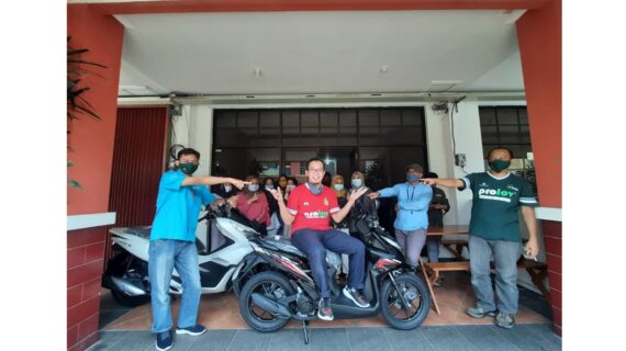 Kak Ilmi Mendapatkan Honda Beat dari D’Royale Cijerah