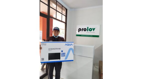 Kak M.Noer Mendapatkan 1 Unit TV dari Mekarsari Eco Living