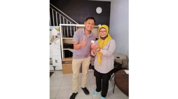 Kak Dyah Mendapatkan Logam Mulia dari Grand Dipalaya