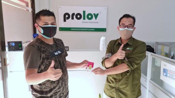 Pak Ilmi Mendapatkan LM 10gr dari Green Padalarang Village