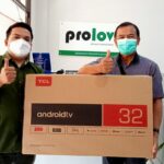 Kak Dadang Kurnia Mendapatkan SmartTV dari Mekarsari Eco Living