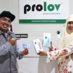 Ibu rumah tangga ini Dapet 2 Unit Handphone dalam Sekali Closing