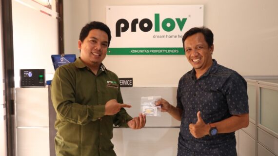 Seorang Guru Bisa dapat Komisi Jutaan Rupiah Hanya Sekali Closing !!