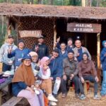 Serunya Kelas Akselerasi Prolov Ditutup dengan Menikmati Keindahan Alam di Foresto Jayagiri Lembang
